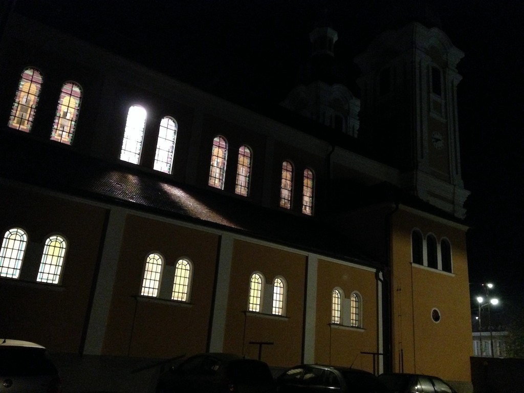  Farský kostol sv.Štefana, prvomučeníka v Šuranoch - 7.11.2013, exteriér